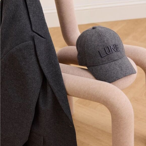 LUNE Davey Wool Logo Baseball Cap Dark Navy Blue New main image 4